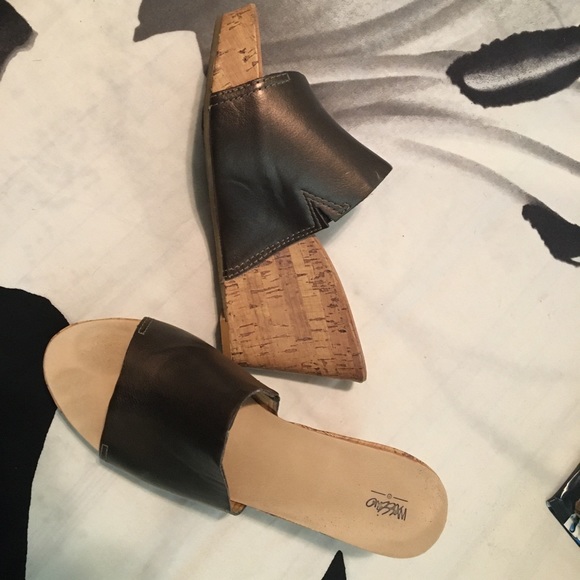 Mossimo Wedges - Picture 3 of 4